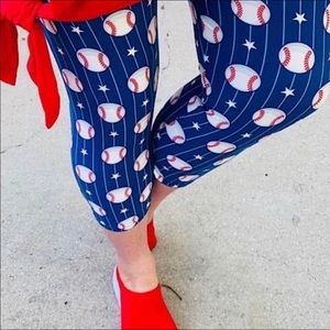 ⭐SALE⭐NEW Womens Capri Baseball Star Printed Leggings Blue/White
